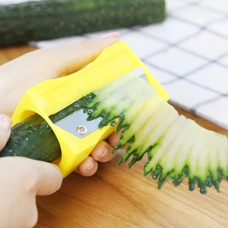 2-in-1 Multipurpose Vegetable Sharpener Peeler Slicer + Face Mask Maker